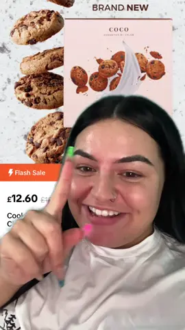 Please do not eat🤣🤣🤣🍫🤍 #cookiesandcream #brushcleanser #cococosmeticsbychloe #newproduct #newrelease #newlaunch #cookiesandcreambrushcleanser #tiktokshop #summersale #tiktokmademebuyit #spongecleanser #fyp 