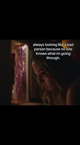 stuck being the villain. #fyp #foryou #relatable #euphoria #cassiehoward #sydneysweeney #sad #crying #depresion #anxiety #struggle #mh #MentalHealth #hurt #breakup #villain #xyzbca #fypage #relate 