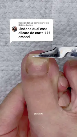 Respondendo a @Raiane Lopes  esse é o alicte de corte da Staleks #unhasdospes #pedicure #podologa #unhasdospés #pezinhoslindos 