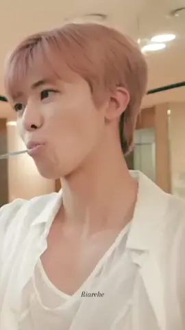 si cimol lagi gosok gigi aja gemes 🙂 #jaeminna #najaemin #jaemin #nct #nctdream 