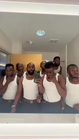 It’s giving 🇨🇩🇨🇩🇨🇩🇨🇩❤️ #transition  #congolaise🇨🇩 #wedding #music #blackmen #fyp #congolewedding #congolesetiktok #transition 