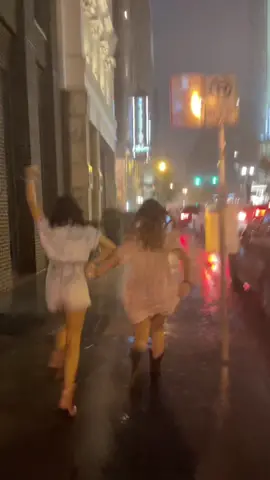 best night fs 🫶🏼 #haul #haulaccount #lizzymcalpine #lizzymcalpineceillings #ceilings #cuzitsover #rain #raining #thunderstorm #lightening #thunderstorm #OOTD #ootds #preppyaesthetic #nashvilletennessee #dayinthelifevlog #dayinmylifevlog #travelbucketlist #birthdayshopping #nash #nashville #tennessee #tennesseenashville 