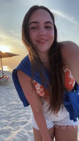 🌞 #dance #beach #sunset 