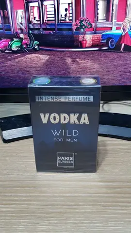 Unboxing do Vodka Wild da Paris Elysees