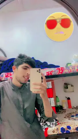 #mianhamid371 #گجرات___والے___ہیں🦁❤️🔥💪✔️ #pardesilife #بیلی_نسلی_قبراں_تائیں_ھوندن #غربت #dubai_dxb_uae #پردیس #نمبردار #پنجابی_دوہڑہ #dubailife 