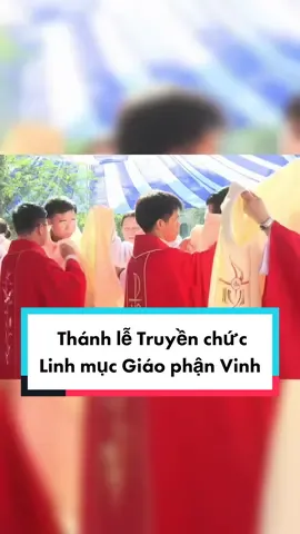 Sáng ngày 29/6/2023, Thánh lễ Truyền chức Linh mục Giáo phận Vinh cho 19 tiến chức. Đức Giám mục Anphong Nguyễn Hữu Long đã bày tỏ tâm tình tạ ơn Thiên Chúa vì hồng ân Người đã đổ xuống trên Giáo phận thông qua việc trao tặng các ơn gọi dâng hiến. Với Thánh lễ này, Linh mục đoàn Gp. Vinh hiện có 234 linh mục. Chúng ta cũng xin cầu nguyện cho các Tân Linh mục được mạnh mẽ, can trường trên bước đường phục Chúa và tha nhân. #FoodFestOnTikTok #tamsuconggiao #giaophanvinh #truyenchuclinhmuc #thang7 