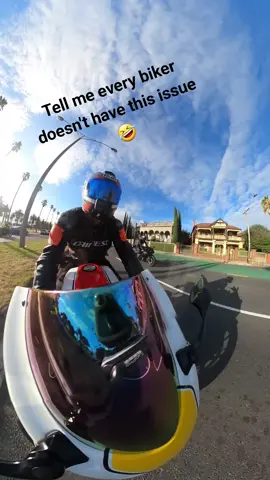 The cons of having loud bikes and an awkward personality 🙃 😅 😬  I hope to see you at the next TNR and im sorry for this interaction 🤣  #motorbike #parovaise #fyp #melbourne #Summer 