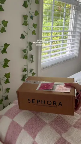 sephora haul unboxing! 🫶🏼 #fyp #foryou #preppy #Summer #aesthetic #haul #unboxing #grwm #sephora #Summer 