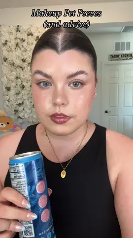 Here are some of my makeup pet perves and advice on what to do instead! Ive been in this industry for about 10-11 years and have experience on what to do to make your makeup look and feel better! I have done some of these in the past, so im no saint, but have since learned how to do these steps better! If you have any pet peeves leave them in the comments! #makeup #makeupartist #makeuppetpeeves #petpeeves #makeuptips #makeuphacks 