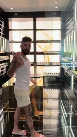 Uma bebidinha pq o homi não é de ferro #ruyter 