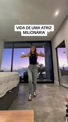 Gente kkkkkk deixa um comentario pra me engajar porque esses duas eu to merecendo um mimo 