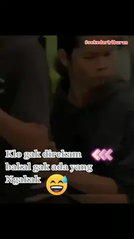 bikin ngakak 🤣🤣🤣 #hiburanlucu #bikinngakak #ngakakabis #videolucu #fyp #sekedarhiburan #hiburantiktok 