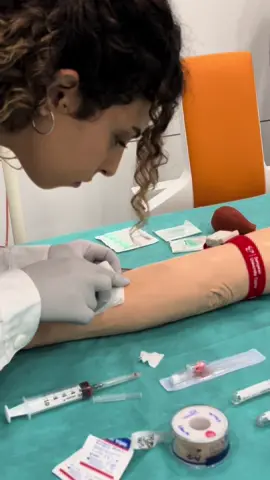 Open Day of Medical School! 🏥🥼A tour at our state-of-the-art #facilities of the #Medical School, which includes high fedility simulators, #Hospital Ward and many more! #university #cyprus 