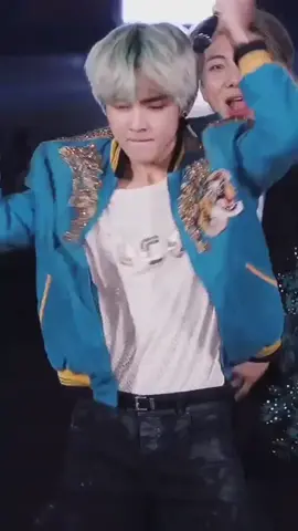 #bts #kimtaehyung #kimtaehyung_v #kimtaehyung🐯 #kimtaehyungedit #v #btsv #kimtaehyungdance #vdance #vconcert #vconcertedit #btsarmy #bts_official_bighit #btsxarmy #btsedit #btsnewvideos #btsvideos #btsvideoedit 