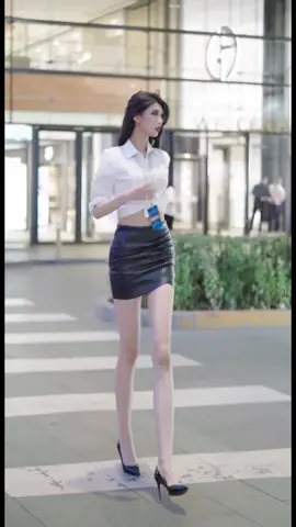 #tall #tallgirl #cute #chinagirl #BeautyTok #xyzbca #asia #asiangirl #fypン #fyp #dance #china #beauty #funny #gym #foryou