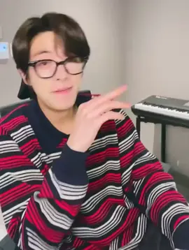 jake talking about their upcoming tour in his weverse live #한판만 #enhypen #enhypenedit #enhypen_belift #enhypenjake #enhypenlive #simjake #weverseliveenhypen #enhypentour 