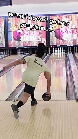 I tried to be bowled and it gave me a 10 pin #bebowled #bowlingrelease #viral #bowling #bowltok #fypシ 