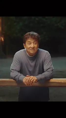 Jackie Chan crying while watching his old movie scene really hit me in the feels !! ☹️☹️  Thank you for everything, Legend !! 🙏 #jackiechan #sad #fyp #movie #legend #old #child 