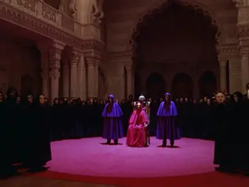 such a wild movie #eyeswideshut #eyeswideshutedit #edit #fyp #tomcruise #tomcruiseedit #horror #creepy #cult #movie #movieedit 