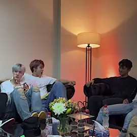 Tentukan pilihanmu lee jaemin hahaha #markmin #nomin #shipperbxb #jaemin #jeno #mark 