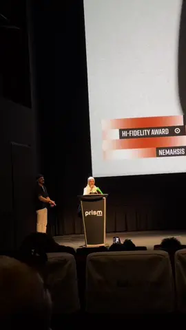 turns out my music videos would win me my first award!!! #prismprize #adayinmylife 