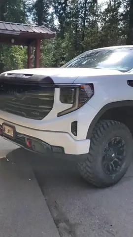 New lift and 35s on my wife's duramax  #duramaxdiesel #fyp #welderwife #welderlife #marriedlife #happywife #travelingwelderwife #wifes #bluecollar 