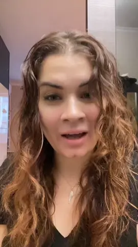 Какие сюрпризы вам в жизни запомнились больше всего? #robonyasha #live #мотивация #moscow #жизнь #робоняша #genium 