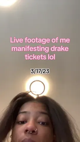 DRAAAKKKEEEEEEE #ayeeholla #drake #itsallablurtour #21savage #concert #luckygirlsyndrome #manifestation 