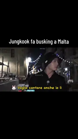 L'umiltà di questo ragazzo 🥹#jungkook #jeonjungkook #jungkookbts #jungkook_bts #bts_official_bighit #bts #btsbonvoyage #armybts #btsarmy #hybebighit #hybe #hybelabels #bts_army #bighit_entertainment #btsxarmy #jungkookweverse