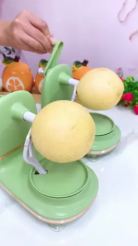Manual apple peeler, easy to use and fun to use. It's convenient to rotate the peeler by hand and remove the core, making it easy to handle apples and pears. #handpeeler #Homegoodproduct # #Goodproductrecommendation