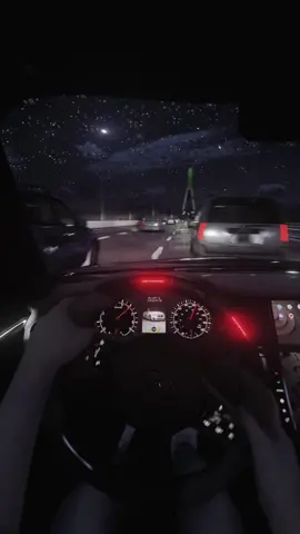 Close call 😳 Game: Assetto Corsa on PC with mods  Server: @team.getactive  Track: Shutoko Expressway  #assettocorsa     #shutokorevivalproject             #wangan   #nohesi     #gaming  #videogames         #infiniti  #q50   