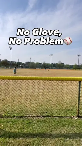 No Glove No Problem⚾️😂 #baseball #trickshot #sports #catch #barehand 