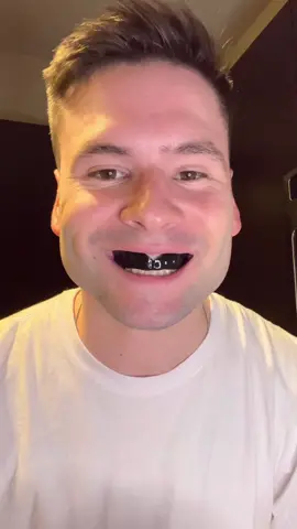 Ditch those bulky mouthguards that are uncomfortable and make it difficult to talk and breathe! Wear a Zero-G Mouthguard like the pros! #basketball #athlete #sports #viral #football #fyp 