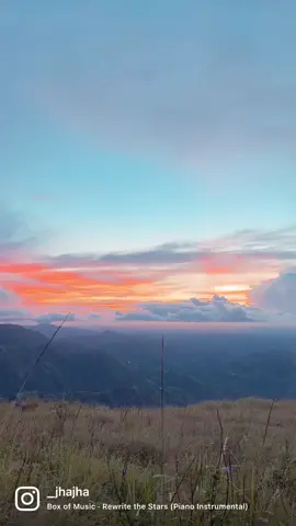Epitome of hope 🧡🌄 #pulanglupa #igbarasiloilophilippines 