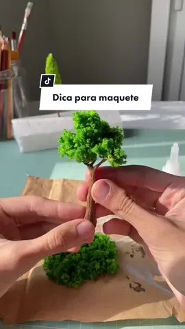 Dica pra fazer arvores mais cheias e sem sujeira nas maquetes! O que acharam? #maquete #arte #aprendanotiktok 