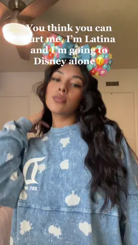 #solodisneyday #datingmyself #DCA #latina #disneyland 