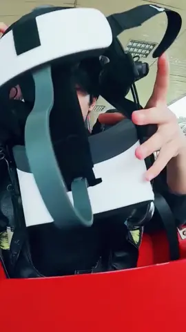Wear VR to experience the roller coaster! #vrr #foryou #fyp #vrgame #game #virtualreality 