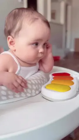 Baby cute 😘#babylove #babysmile #babycutevideos #babyfever #cupid #baby 