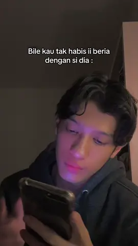 Jangan laa beria sorang diri sakit mat🙂
