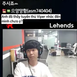 Mê cái cách hai anh này cứ nhắc đến nhau là tủm tỉm cười rồi bỏ ngang giữa câu cho thiên hạ tò mò chơi 😇 Nếu thấy vid này thì đây là tín hiệu cho bạn gác lại hết kế hoạch chiều thứ năm để ngồi xem hai anh này 