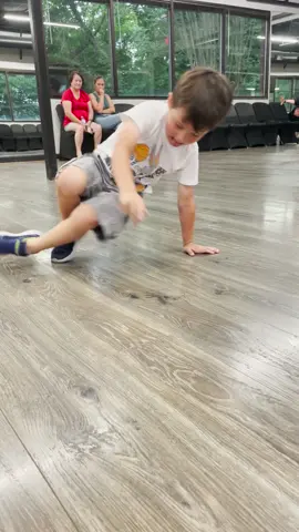 Sick Step kids class having fun learning the can ooener/helicopter. Enroll tour kid today www.SickStepAcademy.com #SickStepAcademy #SickStep #BboyCrumbs #breaking #breakdance #kidsbreaking #kidsbreakdance 