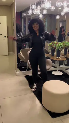 FAKE BODY/ estão gostando de acompanhar meu dia a dia? 🥰