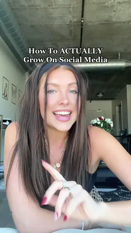 growth is allll about mindset!! #howtogrowontiktok #mindsetshift #becomethebestversionofyou #socialmediahacks 