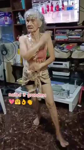 grandma belly dancing🥰🤗you made my day🥰😘🌹#fypツ #fyp #0fw #trending #bellydance #grandma 