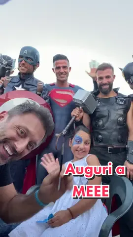Amiciiii… oggi è il mio compleanno e ho voluto postare questo video perché grazie al mio amico @vannioddera, alla #mototerapia e a tutto il suo fantastico team, ho imparato a divertirmi portando anche un po’ di sorrisi  a dei bimbi, e non solo, che sono i veri SUPEREROI 🦸‍♂️ ❤️🤗 E se riuscite a ritagliarvi un giorno ogni tanto, fatelo anche voi… non costa nulla, ma è qualcosa che non ha prezzo. #freestyle #facepainting #bimbi #bodypainting #gaslini #motocross #backflip #dipingere #truccabimbi #makeupartist #arte #pittura #jump #wine  #handpainted 