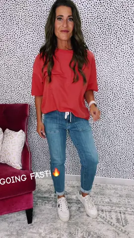 Judy Blue Joggers🔥 the most comfy psir of jeans yet! #tiktokshopcommercechampions #judybluejeans #judyblue #summervibes #MomsofTikTok 