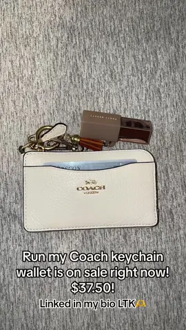 Run don’t walk, my Coach Keychain Wallet is on Flash Sale for only $37.50! 8hrs left! Linked in BiO in LTK🫶 #coach #coachoutlet #wallet #keychainwallet #coachoutletfinds #fashion #onlineshopping #newwallet #womensfashion #white #cutewallet #compactwallet 