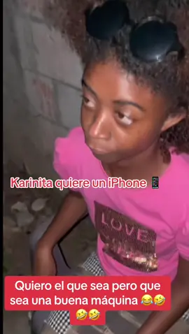 Karinita quiere un iPhone 📱#iphone #karinita_88 #karinita88 #parati #humor #parareir #chiste #celular #alofokeradioshowtiktok #alofokeradioshow #yosoycreador #fyp #dominicano #rd #dominicano #viravideo #viral 