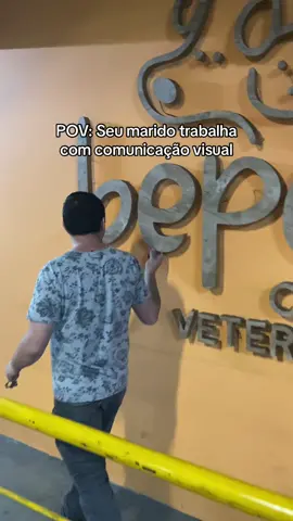 Não pode ver uma fachada e luminoso que ja vai verificar o material e explicar a complexidade do projeto kkkk #humor #funnyvideos #comunicacaovisual #fachadascomerciais @gamalasers 