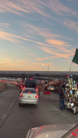 Tijuana 🇲🇽🇲🇽💯💯 #mexico #border #culture #mexican #american #traffic #vacation #mexicanborder 